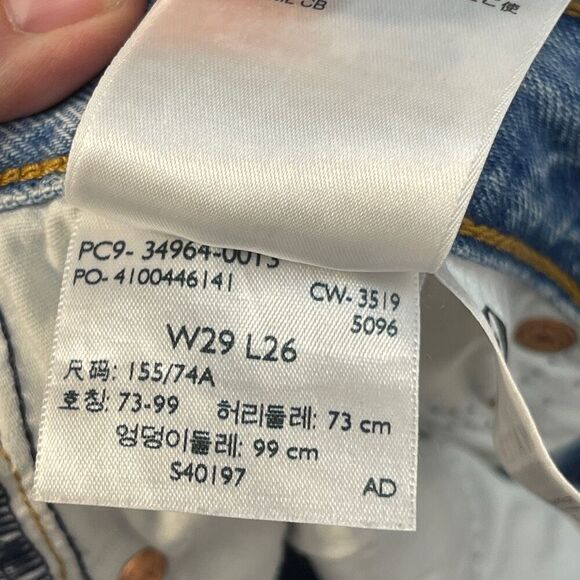 Levi’s Blue Distressed High Rise Crop Wedgie Straight Denim Jeans Size 29 - Picture 9 of 9